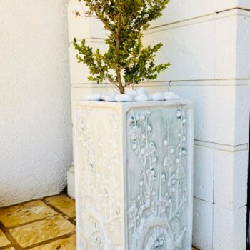 Pot de fleur extérieur en béton avec motif (BF MOTIF)