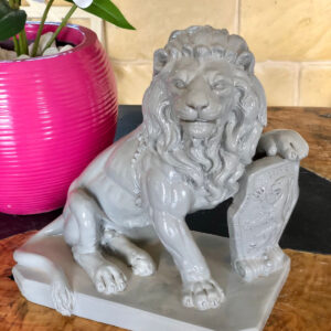 Statue lion:(S109)