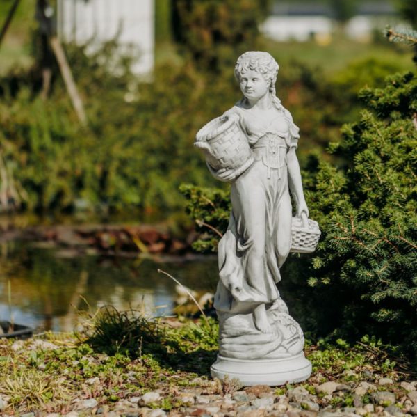 statue femme de décoration en béton fibre pour intérieur ou extérieur